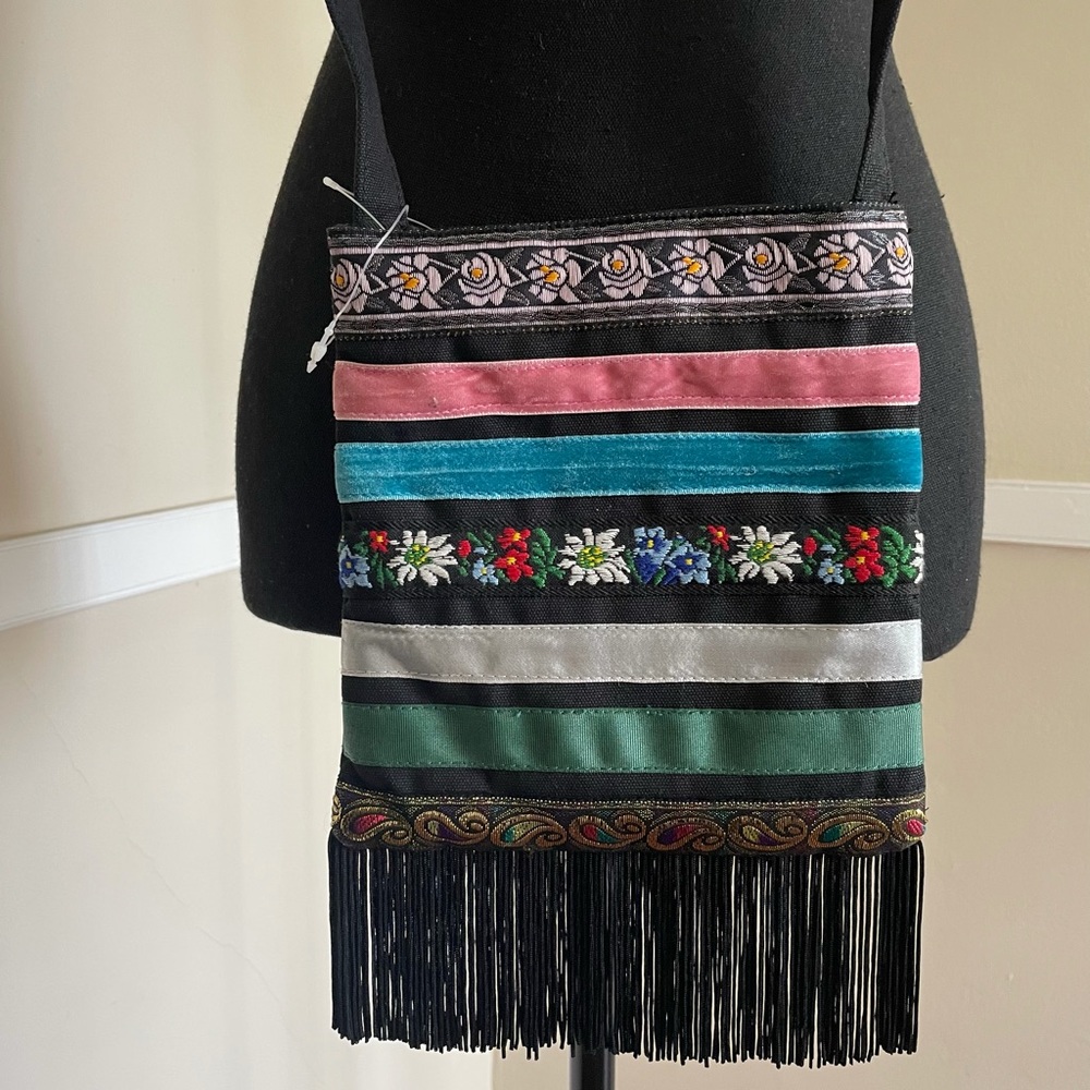 NWT! ADORABLE MULTI FABRIC FRINGE CROSSBODY